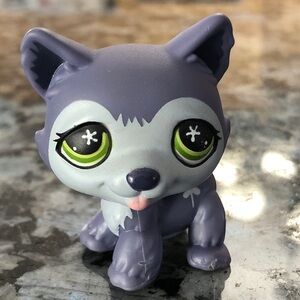 2006 Hasbro Littlest Pet Shop Husky #487